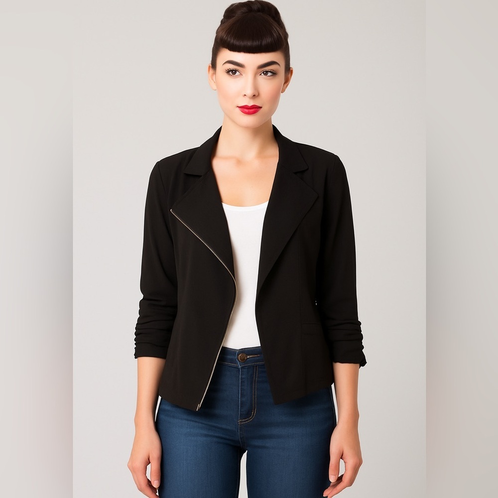 My Bajee Collectionby Be Cool Lightweight Assymetrical Full Zip Jacket. Size S